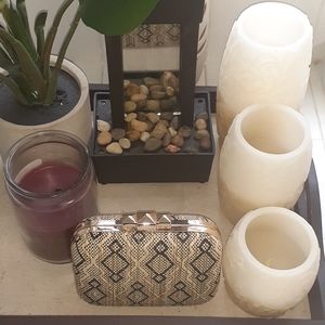 Clutch purse